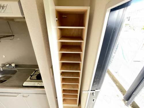 玄関　下駄箱