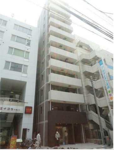 建物外観　ネット無料。ネット無料なら月々実質4000円程度のコストがか