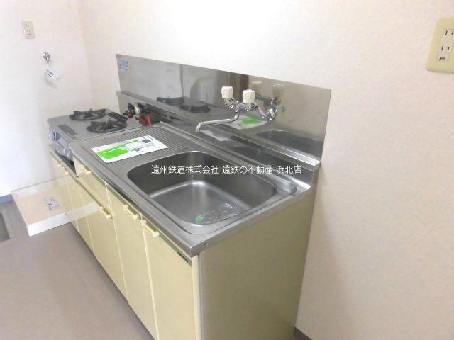 ラフォーレ半田のキッチン写真