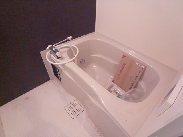 バス・シャワールーム　バスルーム