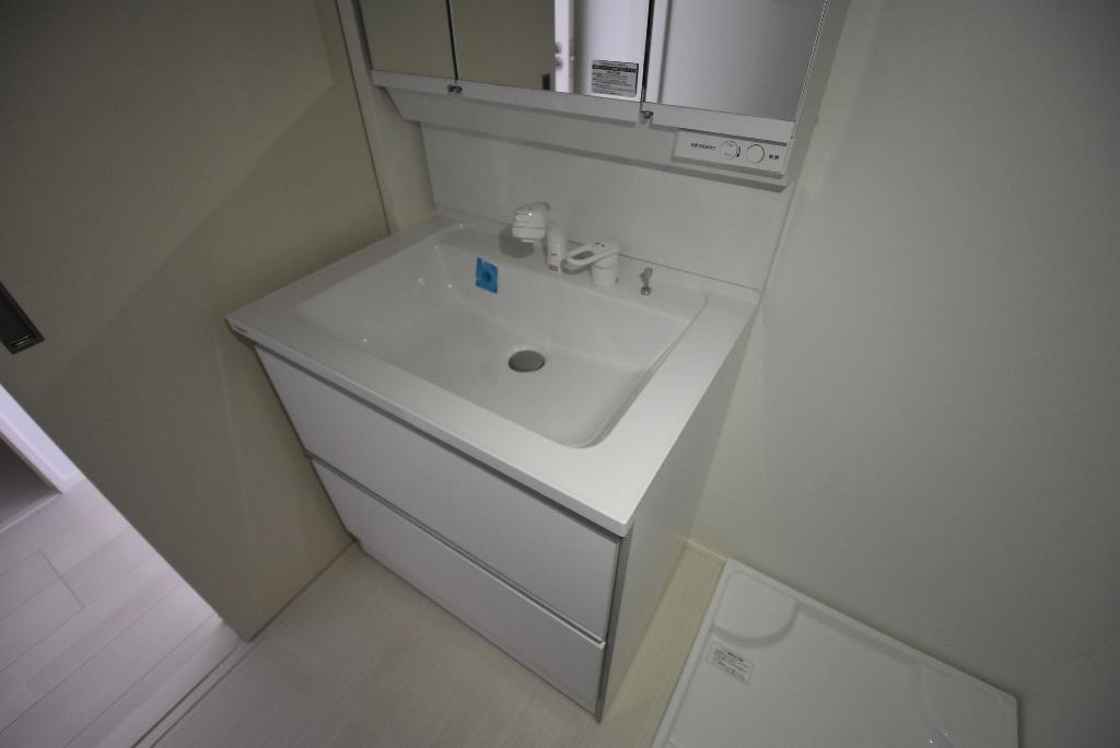 洗面設備　洗髪洗面化粧台