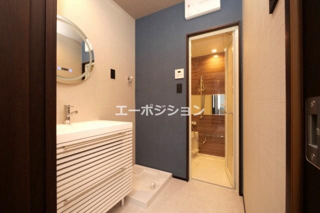 洗面設備　ブエナビスタ難波サウスタワー