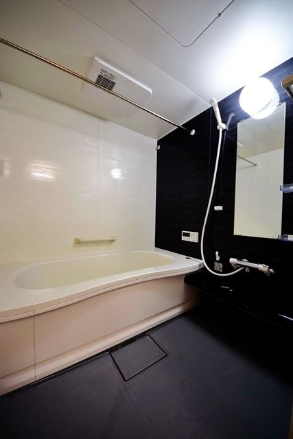 バス・シャワールーム　一坪風呂♪