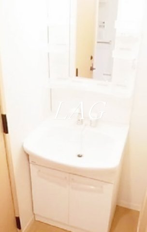 洗面設備　洗面台です。