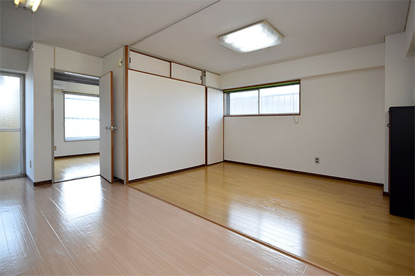 居室・リビング　サンハイツ徳島