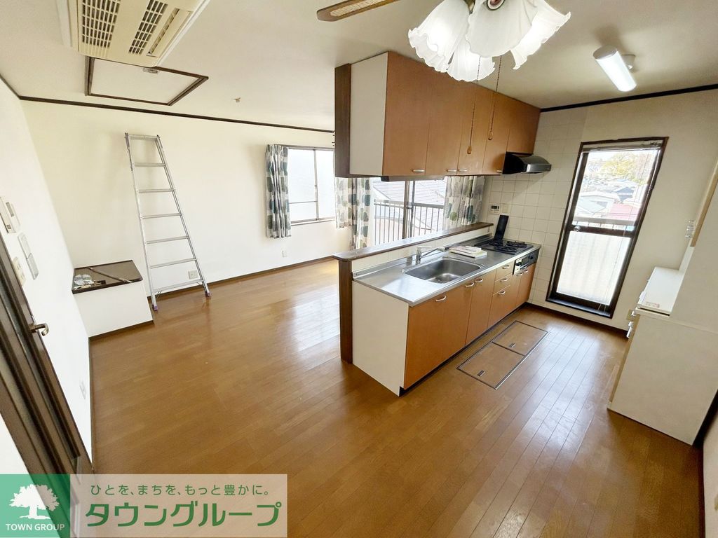 居室・リビング　タウンハウジング仙川店まで♪