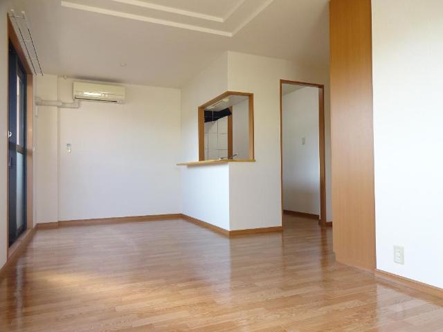 居室・リビング　リビング