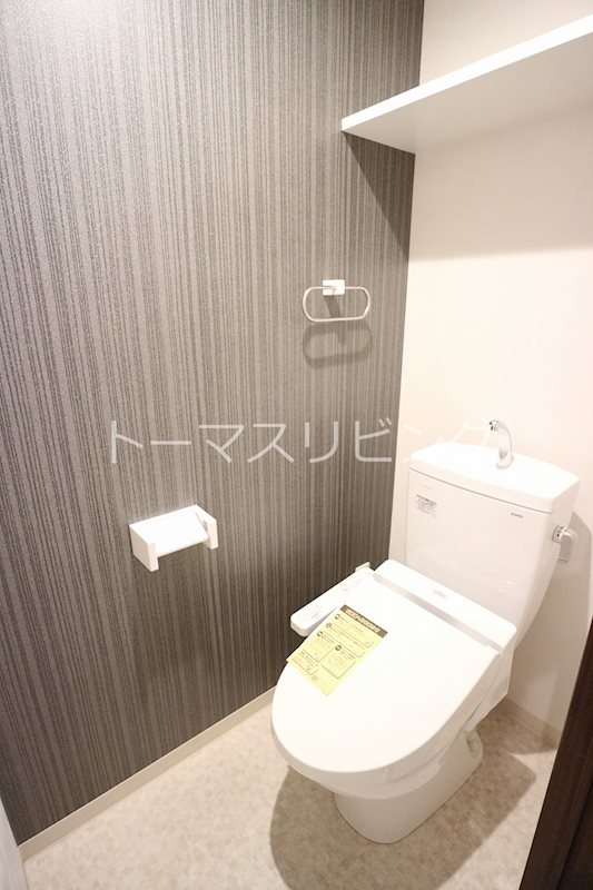 トイレ　別タイプ参考写真