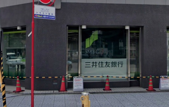 銀行　三井住友銀行港支店（銀行）まで276m