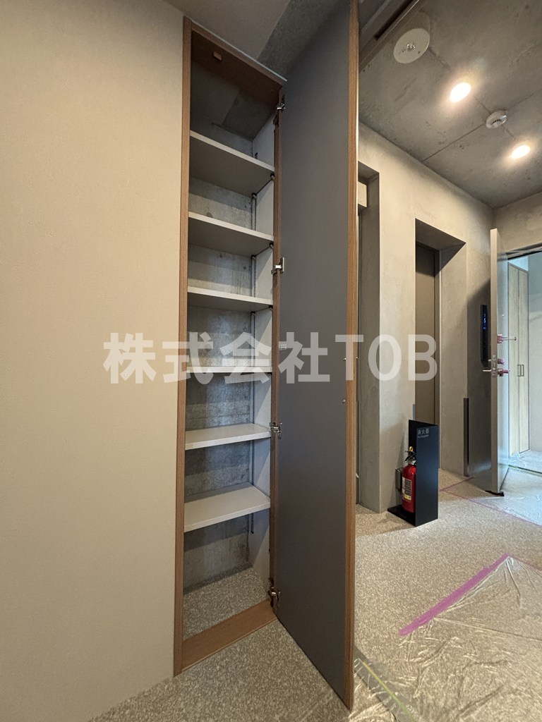 その他　玄関収納
