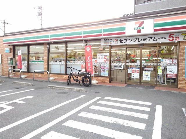 コンビニ　セブンイレブン博多那珂6丁目店（コンビニ）まで500m