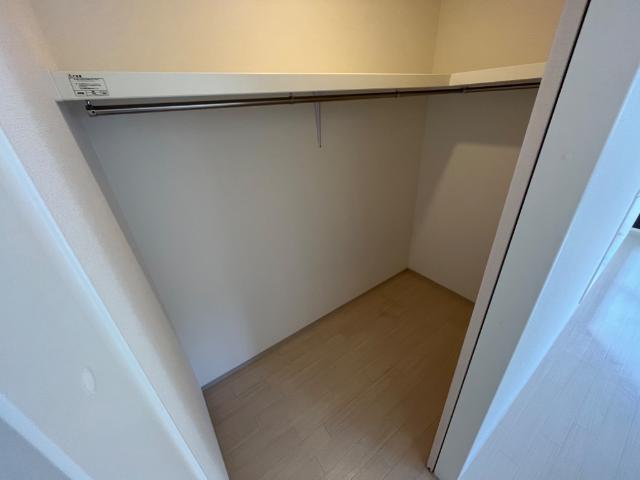 収納　ウォークインクローゼット