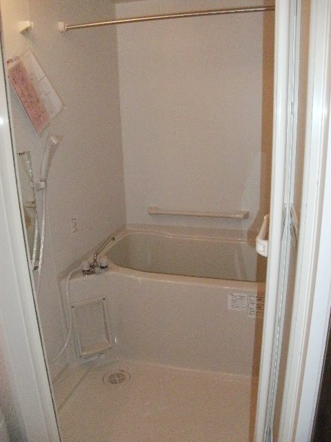 バス・シャワールーム　追炊き、浴室乾燥機完備