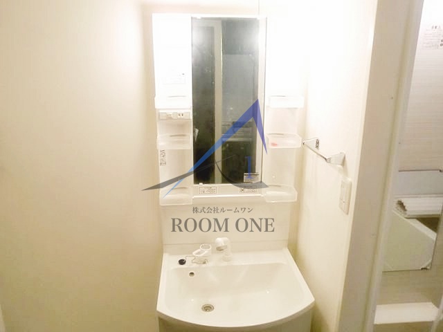 洗面設備　洗面台です。