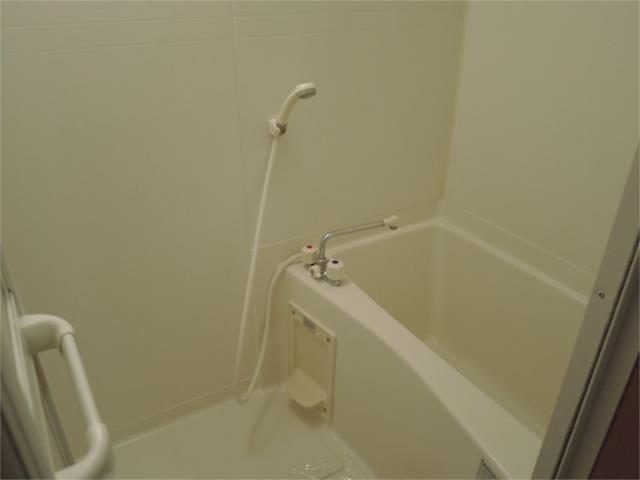 バス・シャワールーム　浴室乾燥付き！