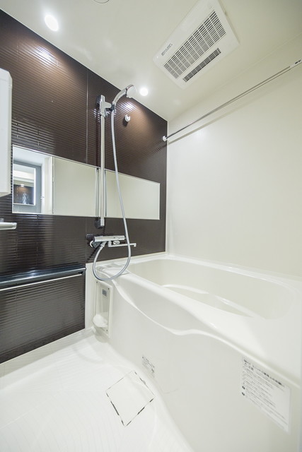 バス・シャワールーム　※別部屋の参考写真です。