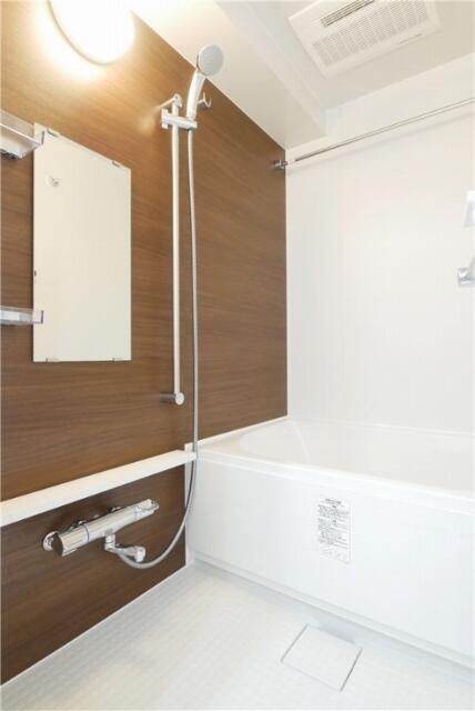 バス・シャワールーム　?