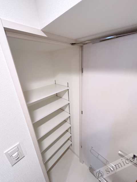 玄関　たくさんの靴を収納可能です♪♪