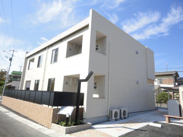 建物外観　外観写真（昼）