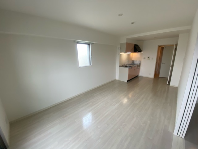 居室・リビング　エアコン設置済み！