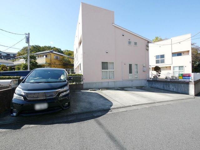 駐車場　★お部屋探しはタウンハウジング高幡不動店まで★