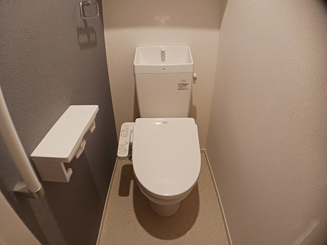 トイレ　コンパクトで使いやすいトイレです