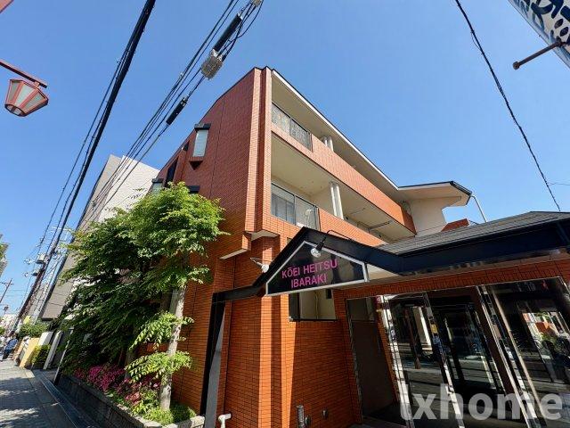 玄関　落ち着いた玄関です