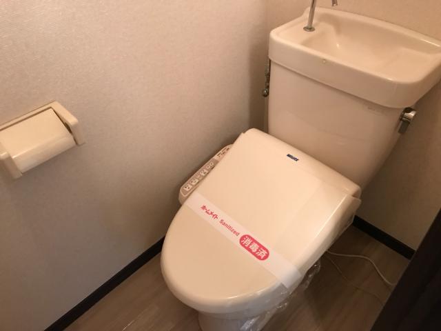 トイレ　トイレ