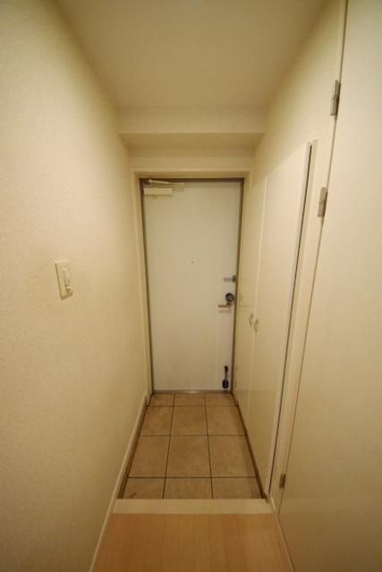 玄関　★お部屋探しは株式会社タウンハウジング東京まで★
