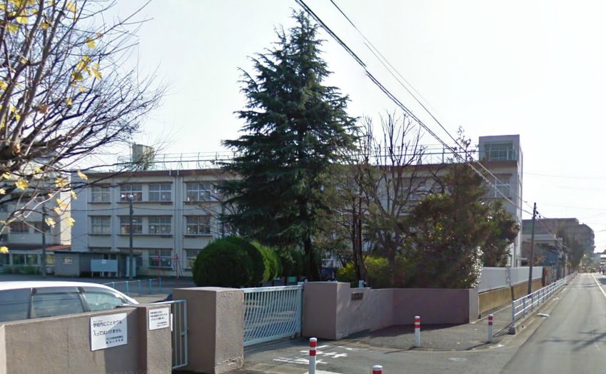 小学校　飯仲小学校（小学校）まで742m