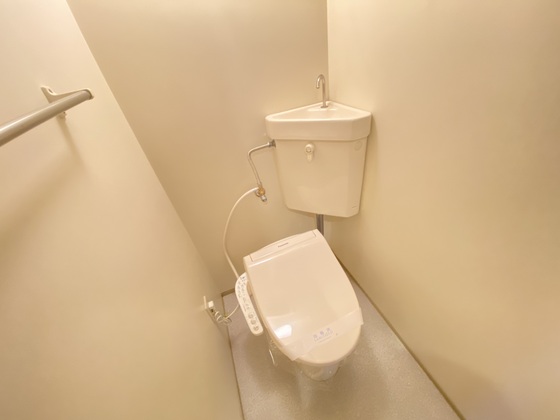 トイレ　※別部屋の写真です