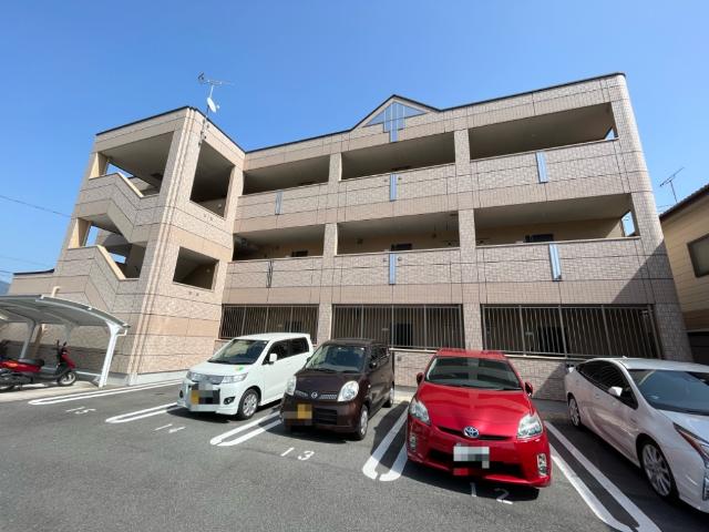 建物外観　外観写真（昼）