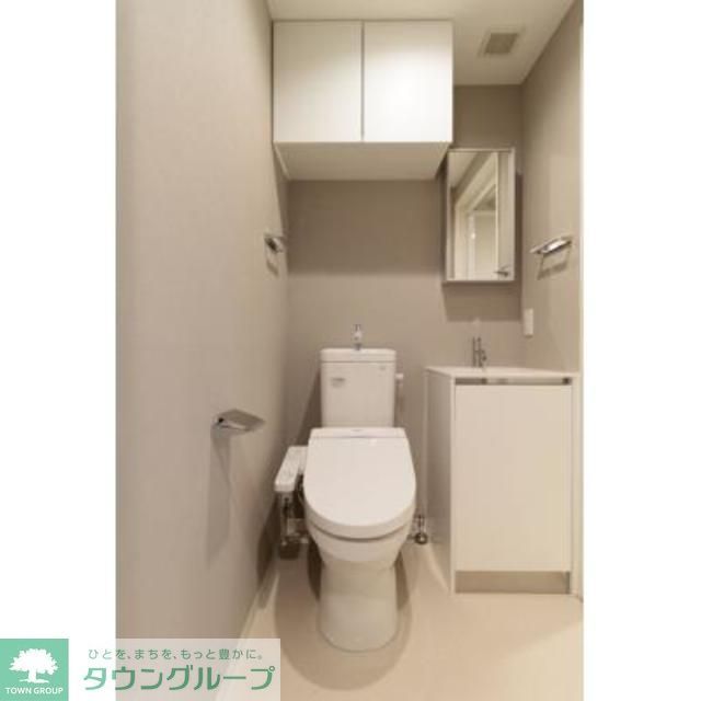 トイレ　※写真は同タイプ住戸です。