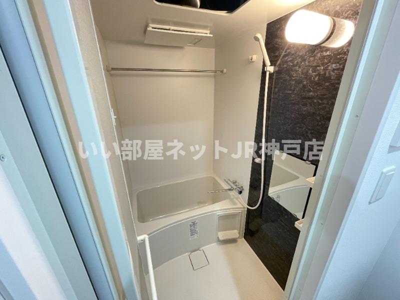 バス・シャワールーム　別部屋参考写真