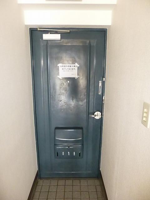 玄関　洗面所