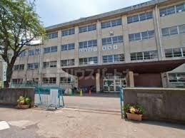 小学校　松戸市立松飛台小学校（小学校）まで90m