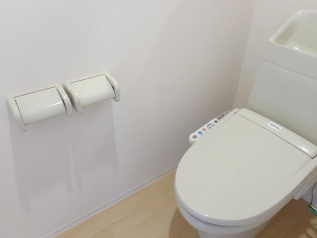 トイレ　シャワー付トイレ