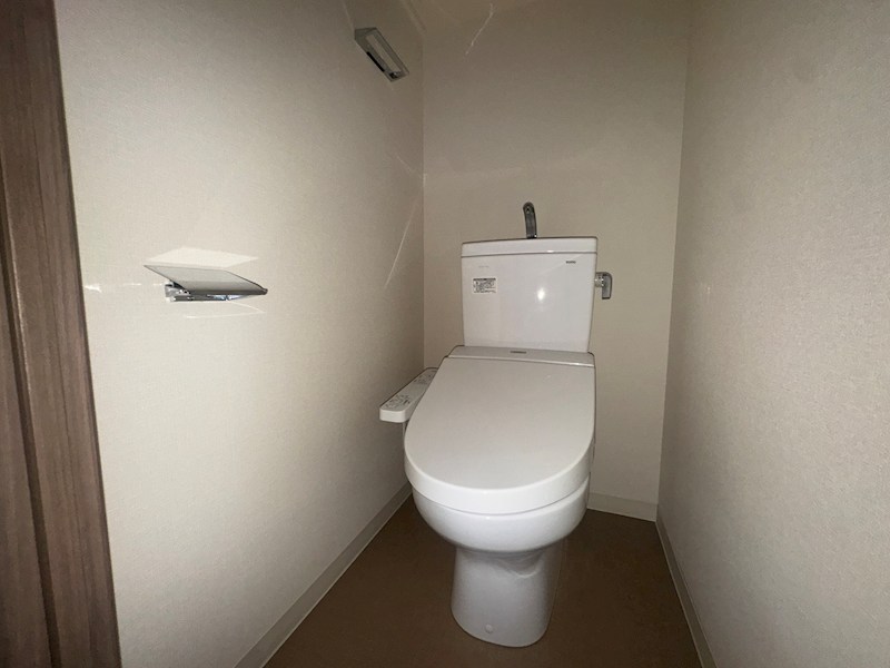 プレサンス三宮ポルトのトイレ写真