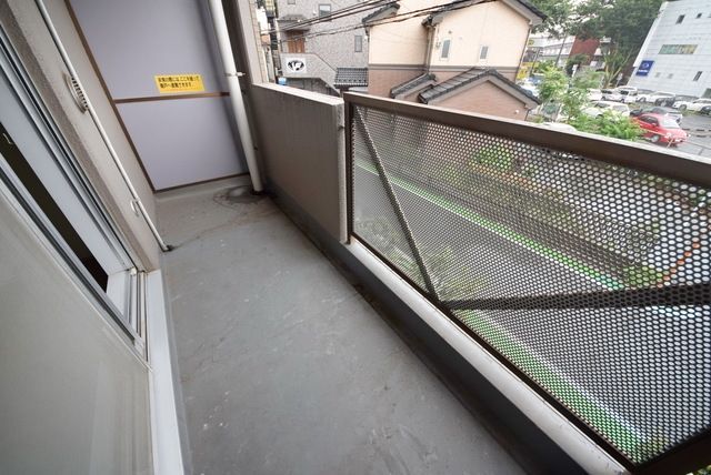 バルコニー　別部屋参考写真：リノベーション予定