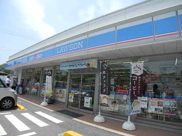コンビニ　ローソン長与高田南店（コンビニ）まで756m