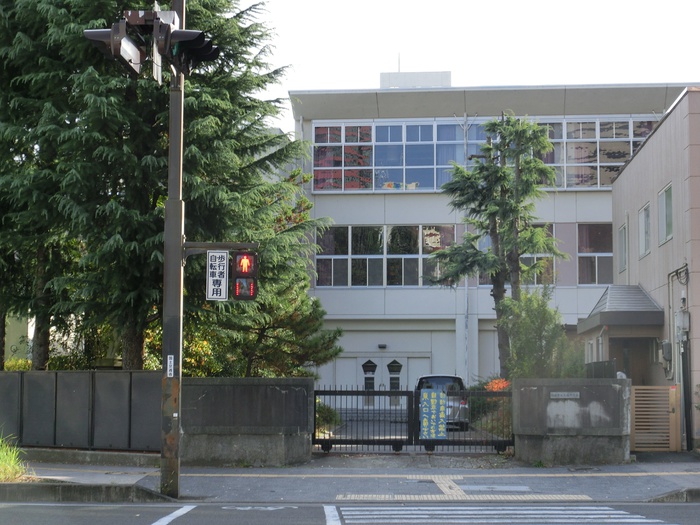 中学校　五橋中学校（中学校）まで1000m