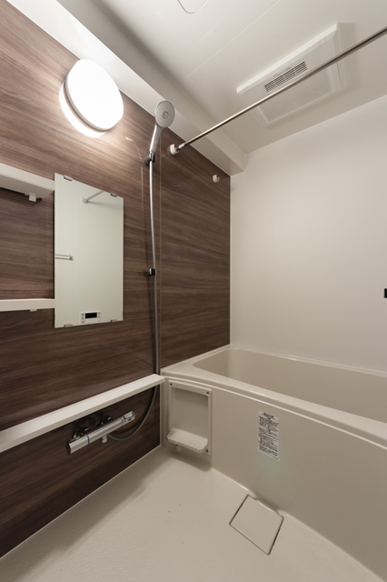 バス・シャワールーム　※写真は同タイプ住戸です。