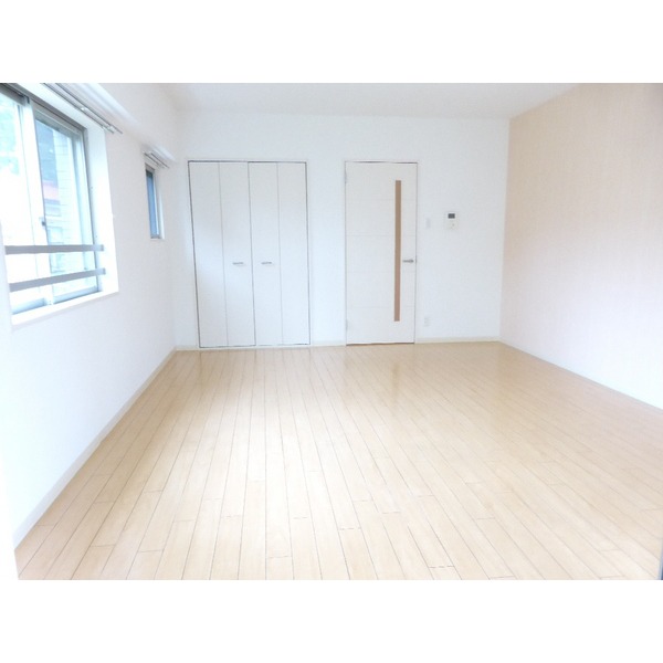 居室・リビング　角部屋・２面採光