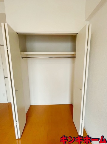 収納　写真は別のお部屋です。