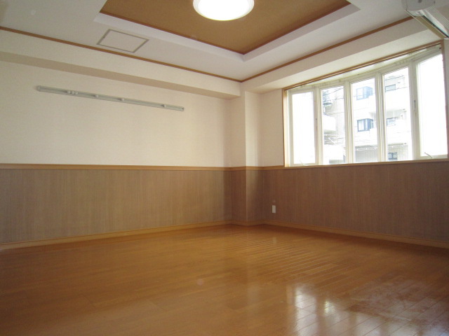VERONAIIの居間写真