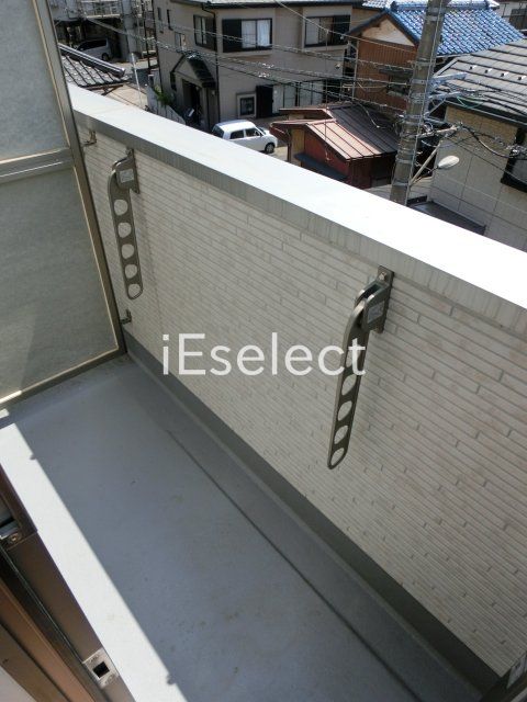 バルコニー　お洗濯物はこちらで