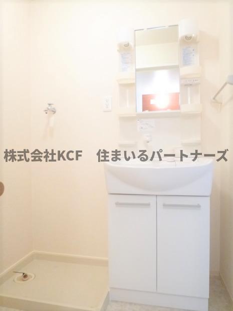 洗面設備　独立洗面化粧台付き