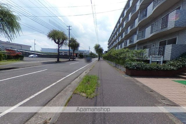 その他　前面道路（その他）まで0m