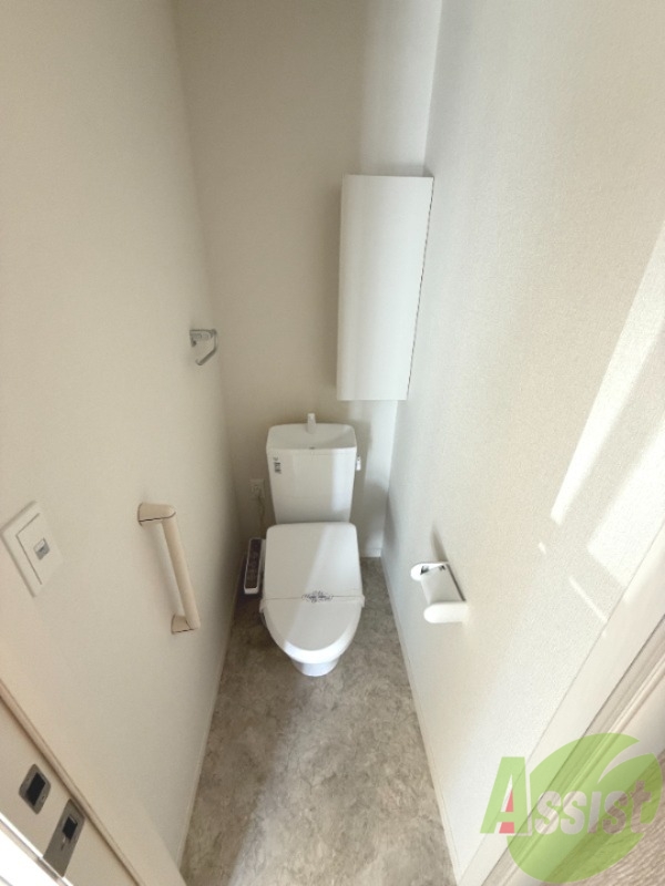 トイレ　トイレはこちらです。シンプルで使いやすそうですね。