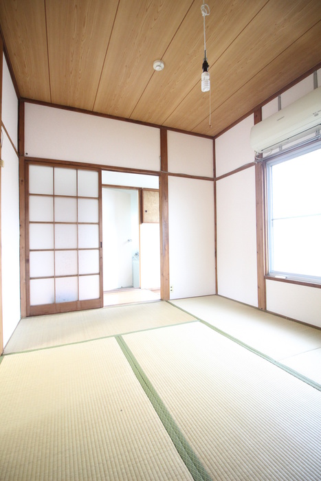 しらかば荘の居間写真